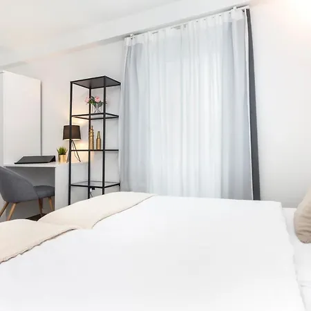 Modern And Cozy Salt & Pepper In Heart Of * Rovinj